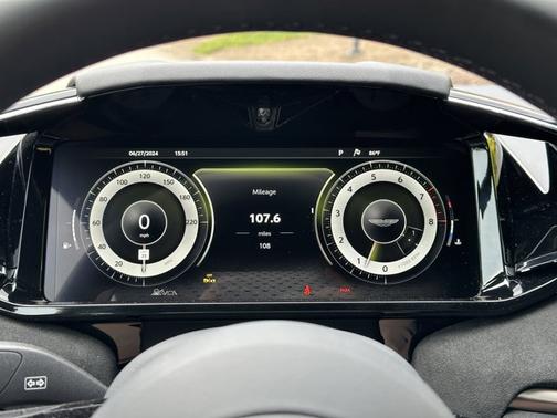 2025 Aston Martin Vantage COUPE