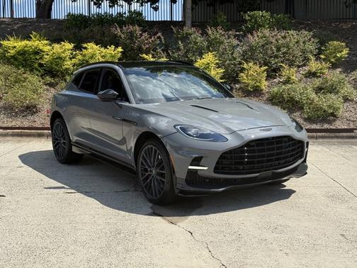 2023 Aston Martin DBX 707