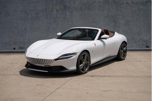Bianco Cervino 2024 Ferrari Roma Spider