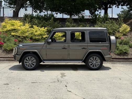 2025 Mercedes-Benz G-Class G 550