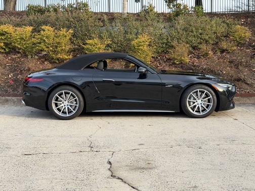 2023 Mercedes-Benz AMG SL 43 AMG SL 43