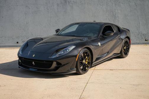 Nero Daytona 2020 Ferrari 812 Superfast Base