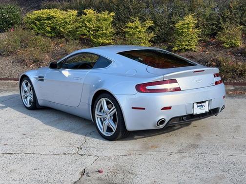 2009 Aston Martin V8 Vantage Base