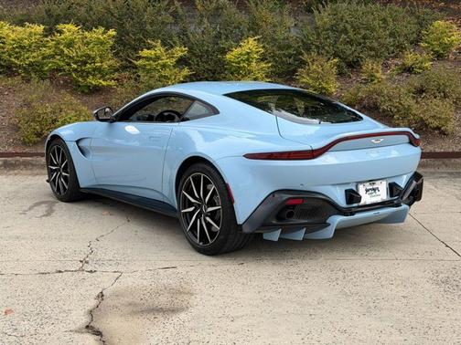 2019 Aston Martin Vantage Base