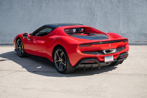 2023 Ferrari 296 GTB 2DR CPE