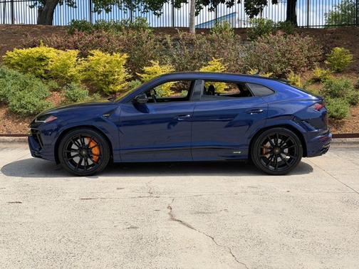 Blue 2023 Lamborghini Urus S