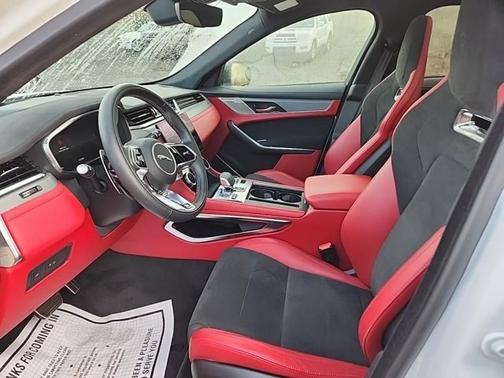 2023 Jaguar F-PACE SVR