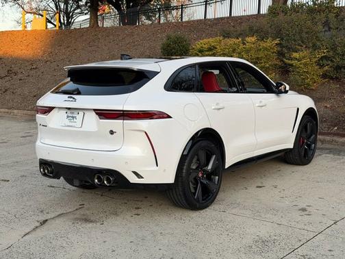 2023 Jaguar F-PACE SVR