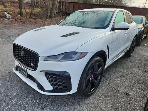 2023 Jaguar F-PACE SVR