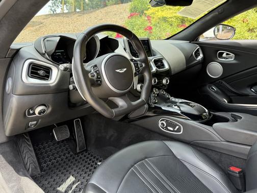 2019 Aston Martin Vantage 2DR CPE