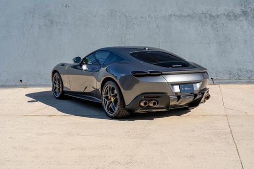 Grigio Silverstone 2022 Ferrari Roma Base