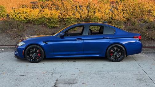 2023 BMW M5 Base