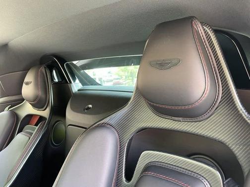 2023 Aston Martin Vantage V12