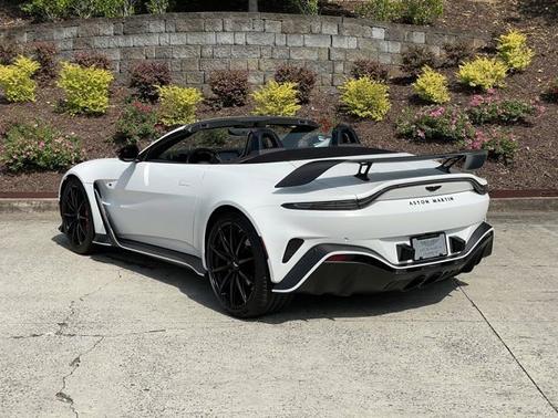 2023 Aston Martin Vantage V12