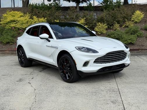 2021 Aston Martin DBX 4DR AWD