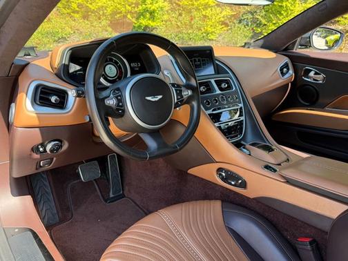 2017 Aston Martin DB11 Launch Edition
