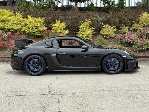 2023 Porsche 718 Cayman GT4 RS
