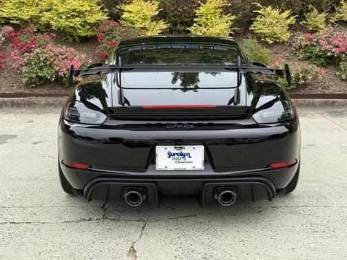 2023 Porsche 718 Cayman GT4 RS