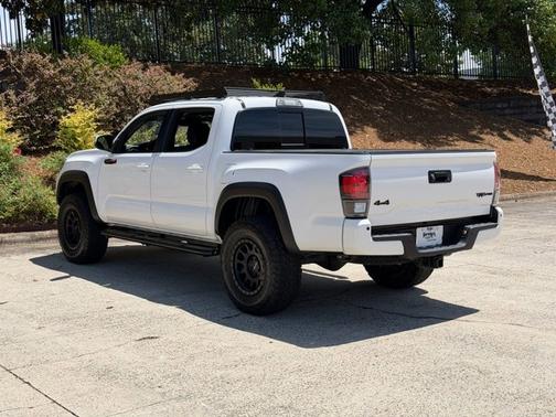 Super White 2019 Toyota Tacoma TRD Pro