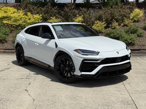 2022 Lamborghini Urus