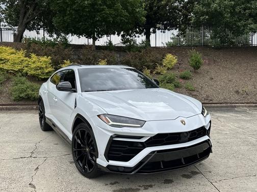 2022 Lamborghini Urus