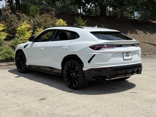 2022 Lamborghini Urus