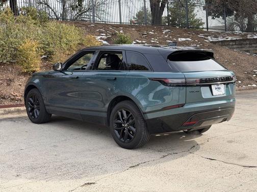 2026 Land Rover Range Rover Velar Dynamic SE