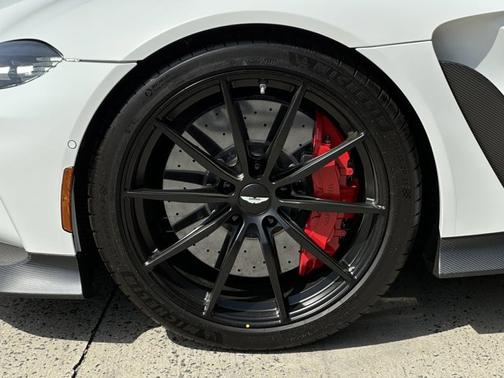 2023 Aston Martin Vantage V12