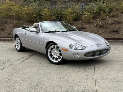 2001 Jaguar XK8 Supercharged