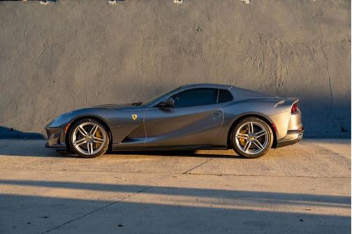 2022 Ferrari 812 GTS 