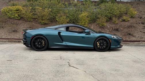 2021 McLaren GT Base