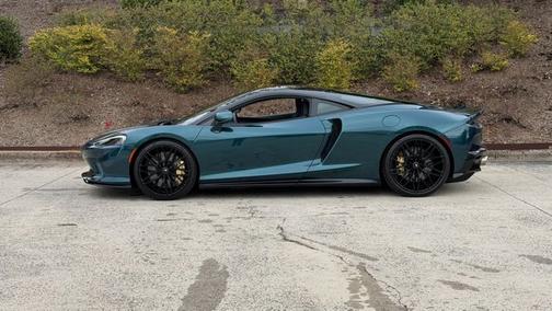 2021 McLaren GT Base