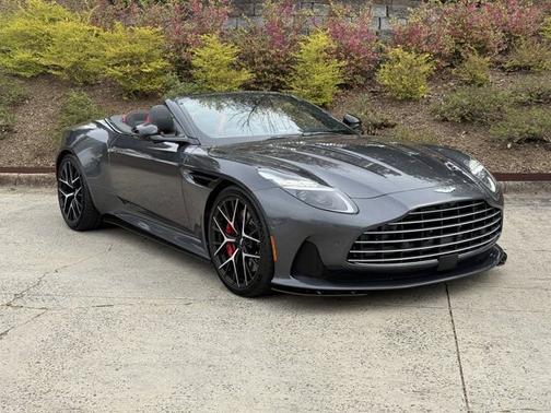 2025 Aston Martin DB12 Volante