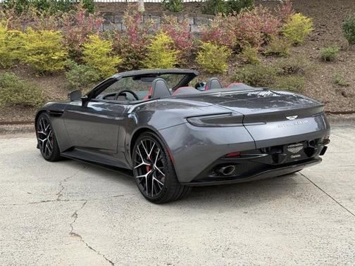 2025 Aston Martin DB12 Volante