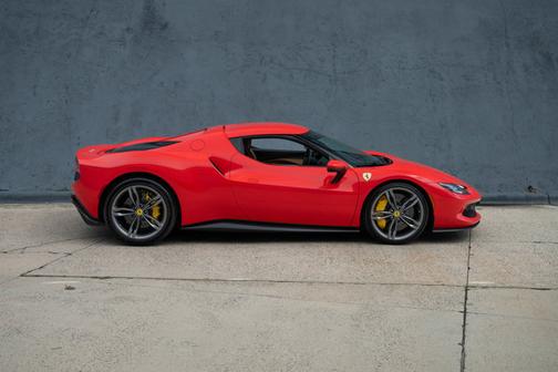 2024 Ferrari 296 GTB 2DR CPE