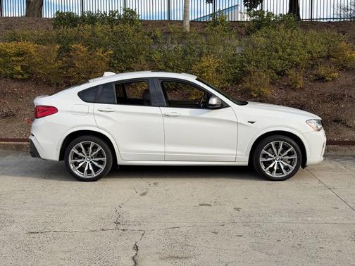 2017 BMW X4 M40i