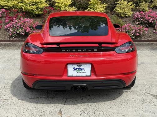 2018 Porsche 718 Cayman 2DR COUPE