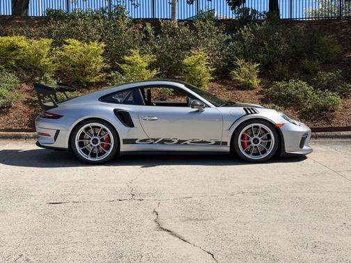 2019 Porsche 911 GT3 RS