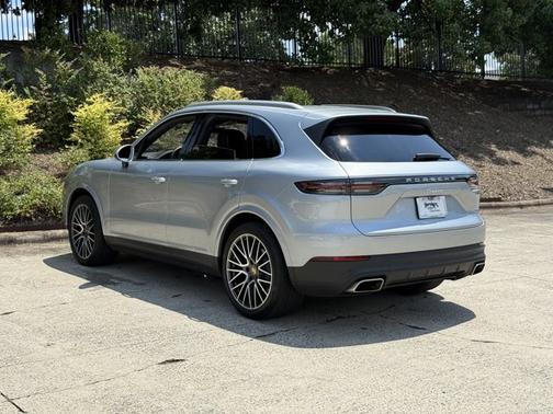 2022 Porsche Cayenne