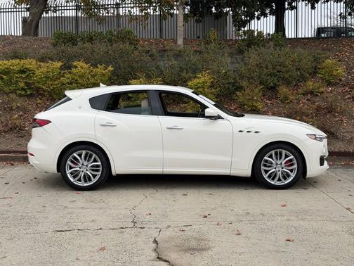 2022 Maserati Levante GT