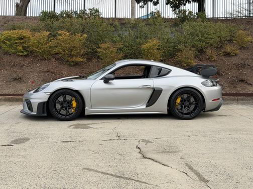 2023 Porsche 718 Cayman GT4 RS