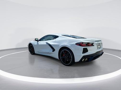 2021 Chevrolet Corvette 2LT