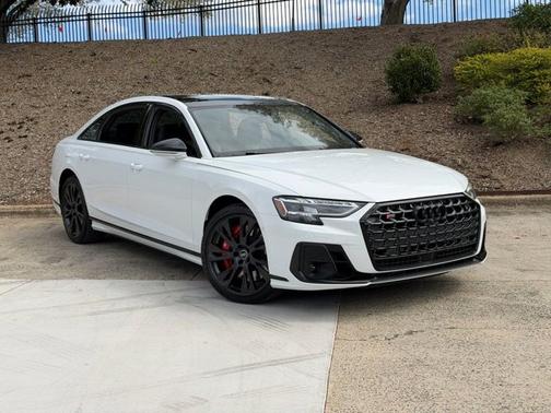 2025 Audi S8 4.0T