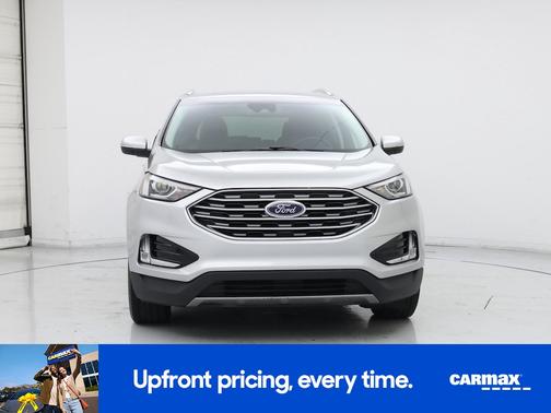 Silver 2019 Ford Edge Titanium