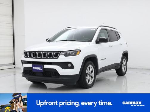 White 2025 Jeep Compass Latitude