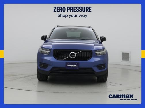 Blue 2021 Volvo XC40 T5 R-Design