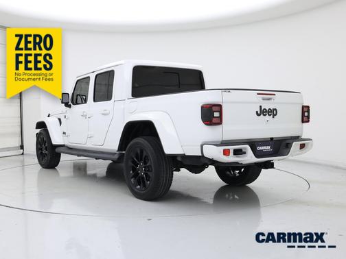 White 2021 Jeep Gladiator High Altitude