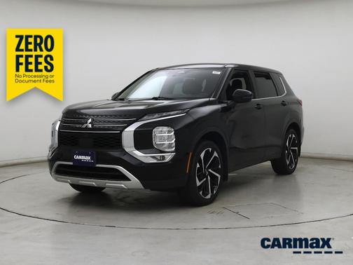 Black 2022 Mitsubishi Outlander SE