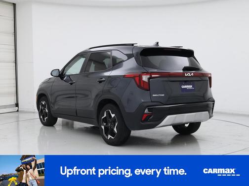 Gray 2025 Kia Seltos S