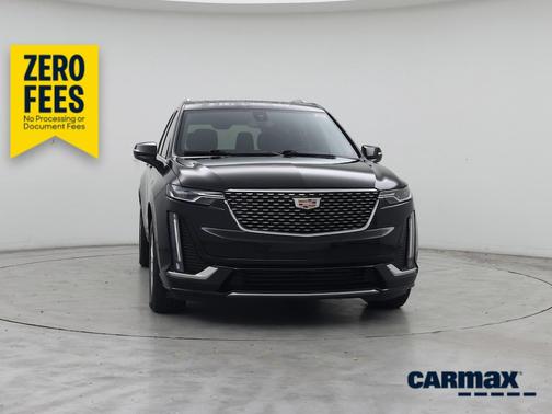Black 2023 Cadillac XT6 Luxury